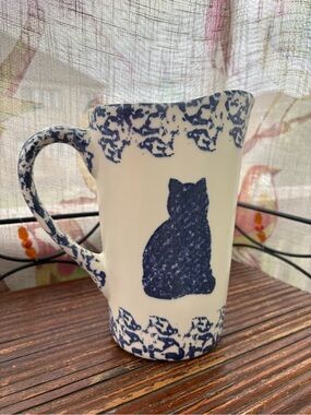 Jacquelyne’s Handcrafted Earthenware Cat Silhouette Ceramic Jug / pitcher 1980s